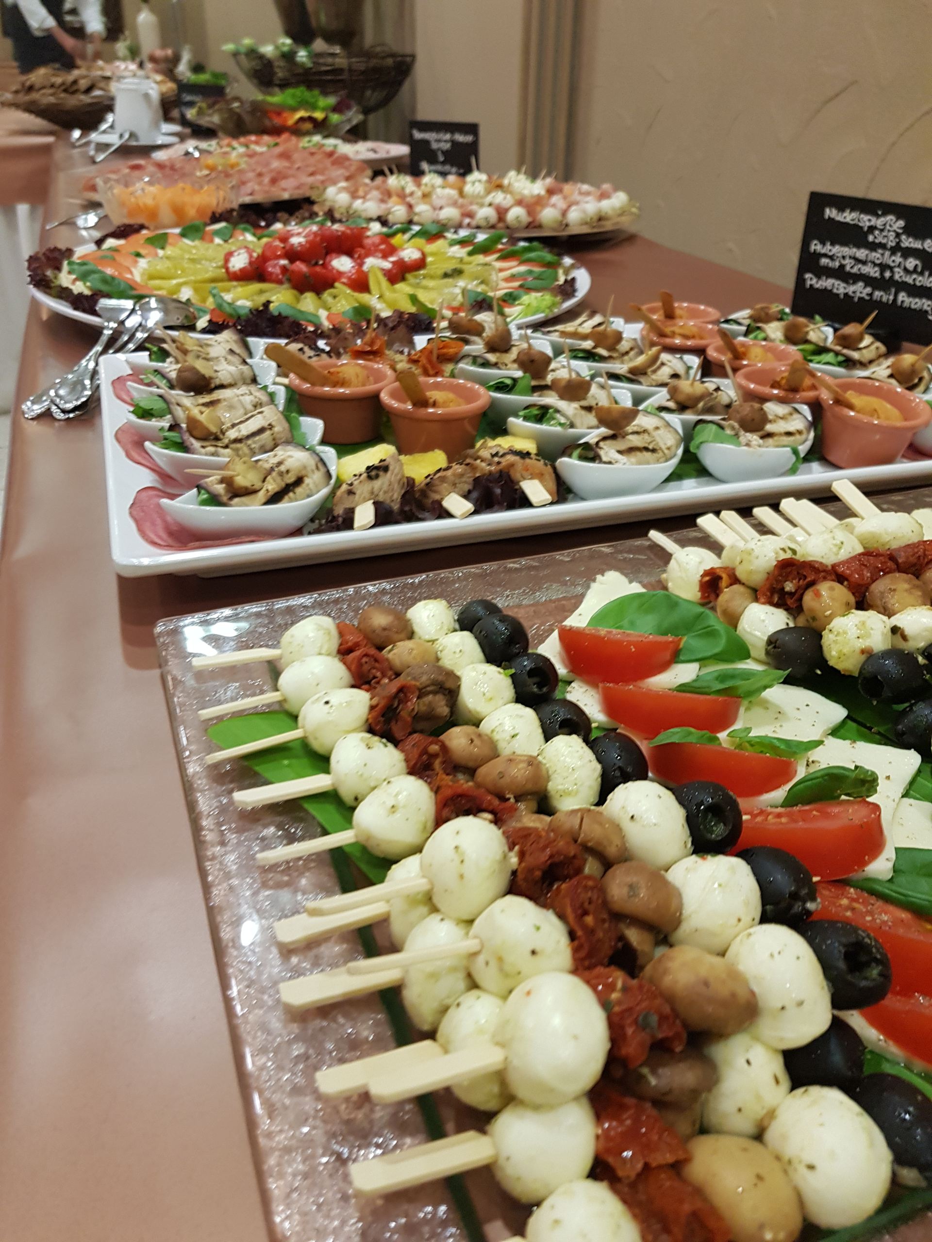 Klassisches Buffet